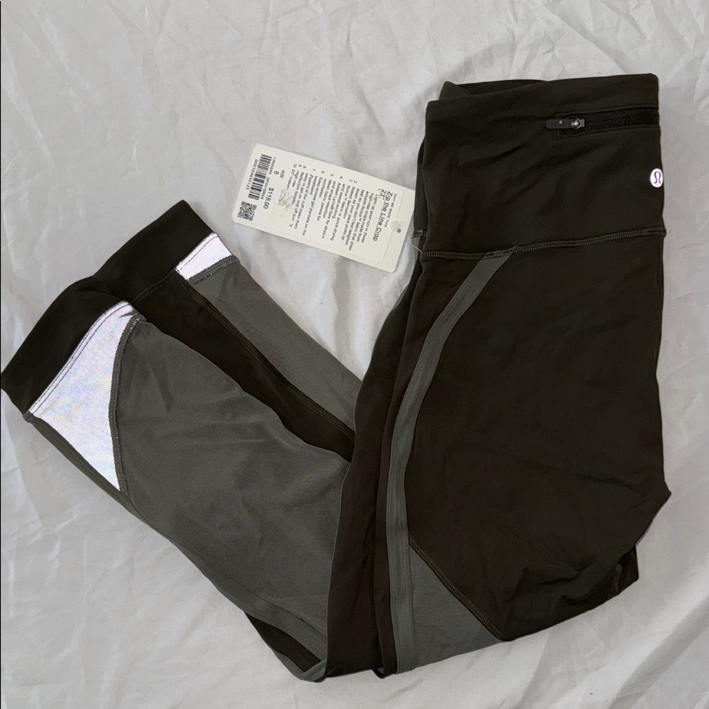 Lululemon Zip the Line Crop 23”